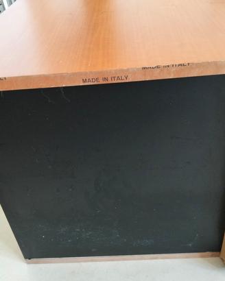 Piccola cassettiera 