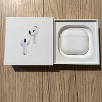 Apple AirPods 4 cancellazione attiva del rumore