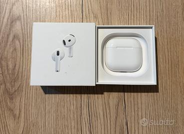 Apple AirPods 4 cancellazione attiva del rumore