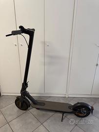 Monopattino Elettrico MI