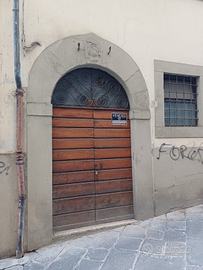 Fondo in centro ad Arezzo