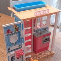 Casa di Barbie portatile