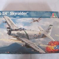 Aereo Douglas A-1H SKYRAIDER – Italeri