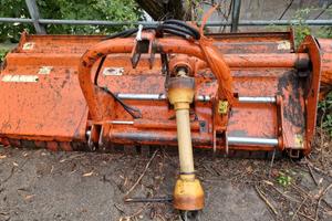 TRINCIA PER TRATTORE SICMA 2,20 MT
