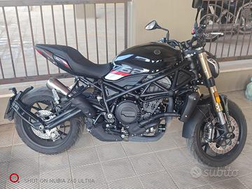 Benelli 752s come nuovo