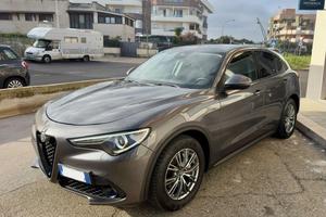 Alfa Romeo Stelvio 2.2 Turbodiesel 160 CV AT8 RWD 
