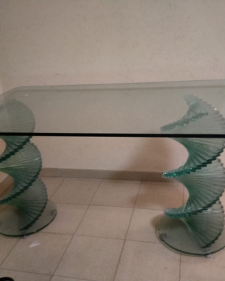 Tavolo in vetro
