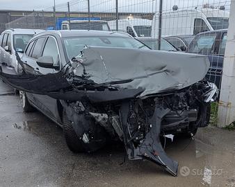 OPEL Insignia Incidentata
