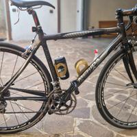 Bici da corsa full carbon taglia s merida genesi