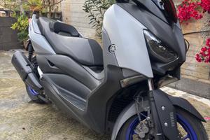 Xmax 300