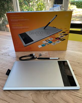 Tavoletta grafica wacom bamboo fun cth-670