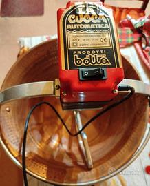 paiolo in rame con mulino elettrico per polenta 