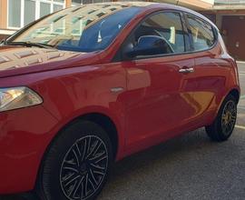 LANCIA - Ypsilon - 1.0 FireFly 5p. S&S Hybrid Gold