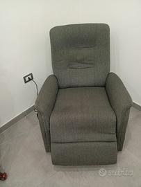 poltrona  reclinabile