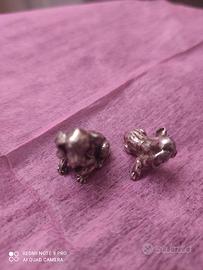 Coppia di cagnolini in argento