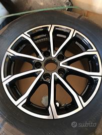 Cerchi con gomme renault captur