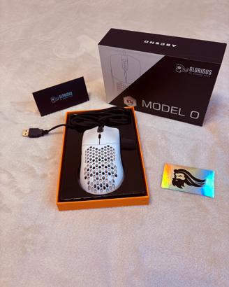 Glorius Model O - Mouse gaming leggero bianco