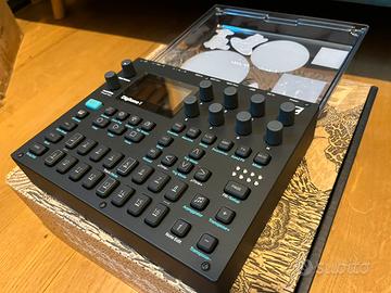 Elektron Digitone + Decksaver セット Elektron Digitone 2 + decksaver - Strumenti Musicali In vendita a Roma