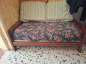 Divano 2 posti
