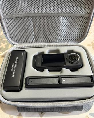 Insta 360 x5
