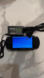 Psp nera funzionante con cavo di ricarica e gioco