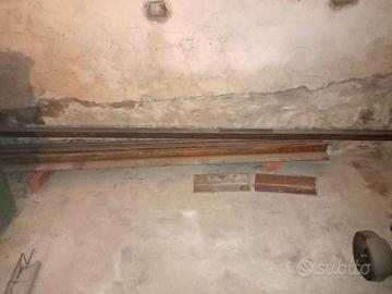 Profilati in metallo ad angolo