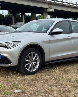 Alfa Romeo Stelvio 2.2 Turbodiesel 210 CV AT8 Q4 2