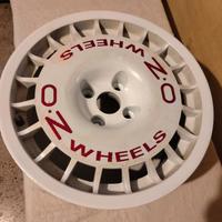 Cerchi OZ Racing 16x8 Et 25 COSWORTH 