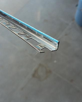 profilo inox  per piastrelle