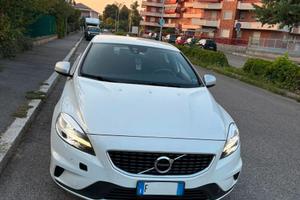 Volvo V40 benzina