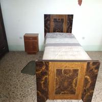letto e comodino antico