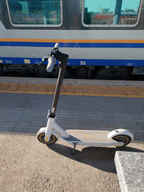 Monopattino ninebot max g30 le