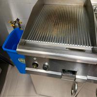 FRY TOP A GAS RIGATO