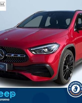 Mercedes-Benz GLA 200 D PREMIUM AUTO