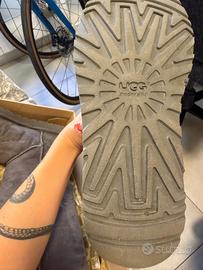Ugg Australia grigi