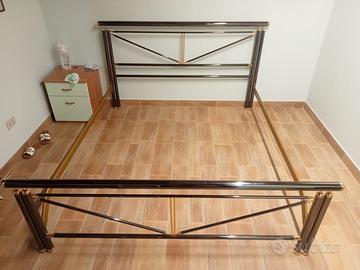 Struttura letto matrimoniale