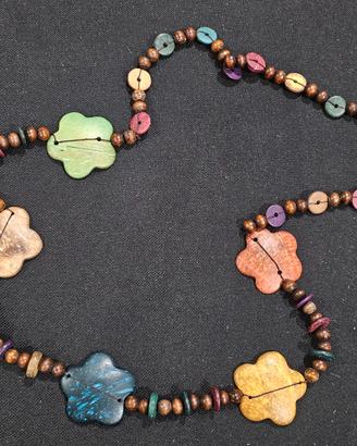 Collana lunga in legno