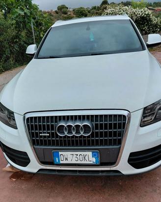 Audi Q5 2.0 tdi Sline sport 177 cv
