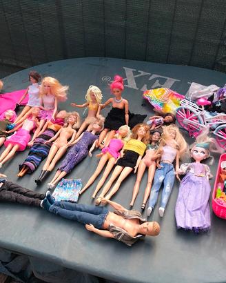 Barbie e accessori 