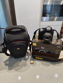 Nikon D5300 Fotocamera Reflex Digitale con Obietti