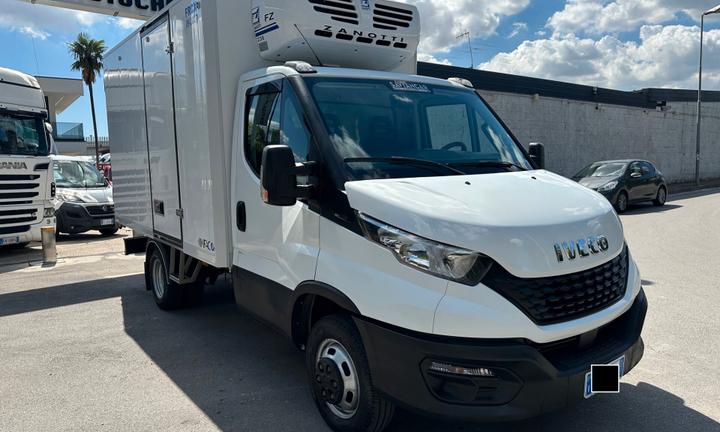 Iveco Daily 35c14 2021 Frigorifero