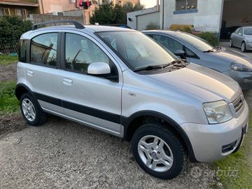 Fiat Panda 1.3 MJT 16V 4x4 con tasto ELD differenz