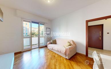 Appartamento a Milano Via degli Astri 2 locali