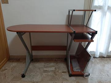 Scrivania porta Pc