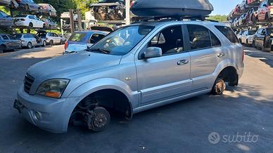 KIA SORENTO 2007 SOLO PER RICAMBI