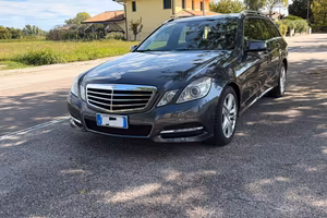 Merceds 250 serie E