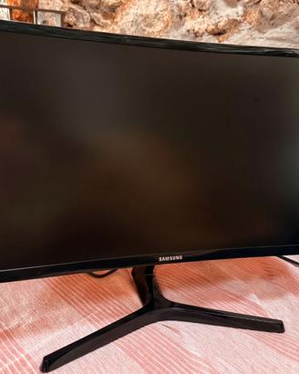 Monitor Samsung Curvo 24" Full HD C24F396