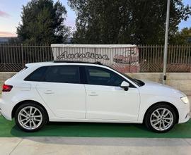 AUDI A3 SPB 2.0 Tdi 150Cv Stronic (TETTO APRIBILE)