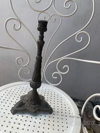 Antico candeliere in bronzo