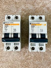 Interruttori automatici MERLIN GERIN